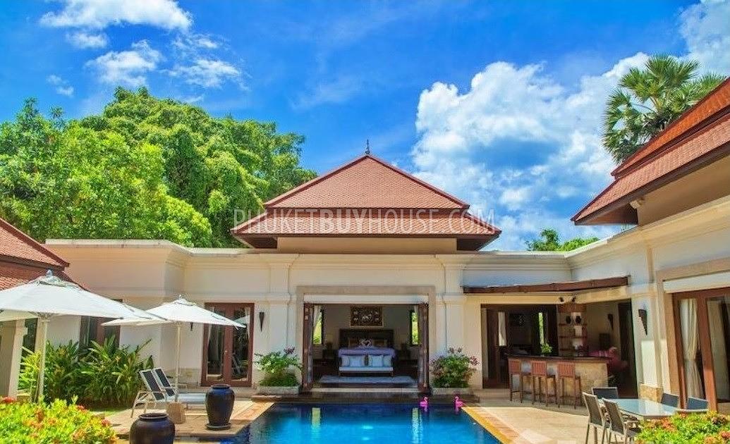 BAN6883: Contemporary Thai-Balinese style Villa in Bang Tao. Photo #24