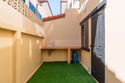 KAT6891: Townhouse within walking distance of Kata Beach. Photo #2