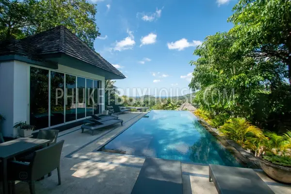 LAY5678: Amazing 4 Bedroom Villa with Ocean View within walking distance to Layan Beach. Fotoğraf #1