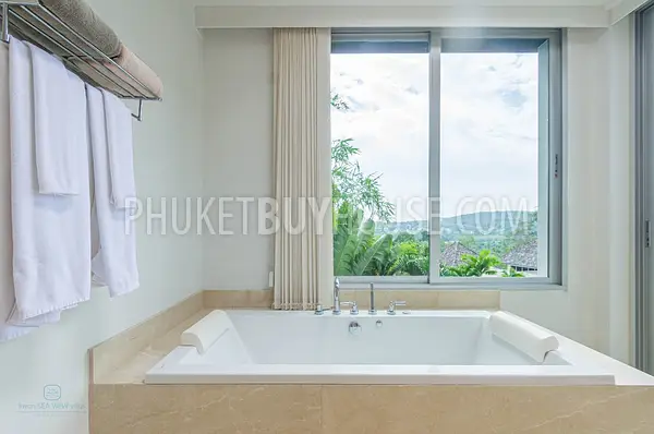 LAY5678: Amazing 4 Bedroom Villa with Ocean View within walking distance to Layan Beach. Fotoğraf #32