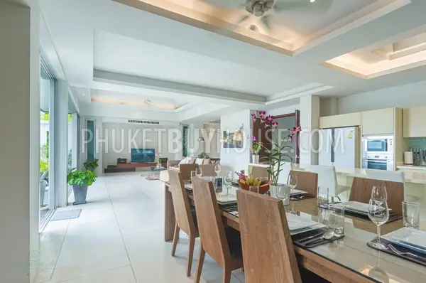 LAY5678: Amazing 4 Bedroom Villa with Ocean View within walking distance to Layan Beach. Fotoğraf #39
