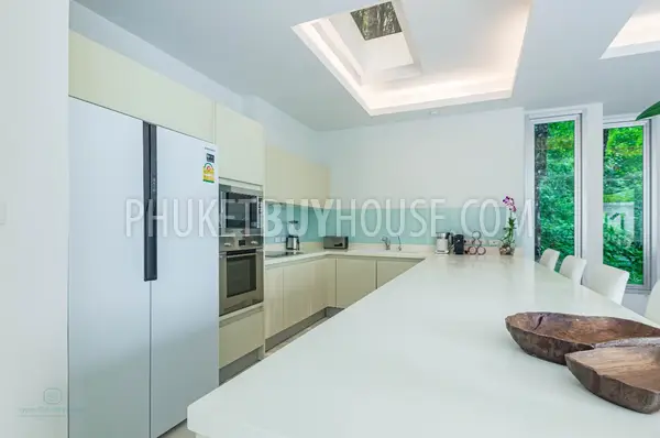 LAY5678: Amazing 4 Bedroom Villa with Ocean View within walking distance to Layan Beach. Fotoğraf #43