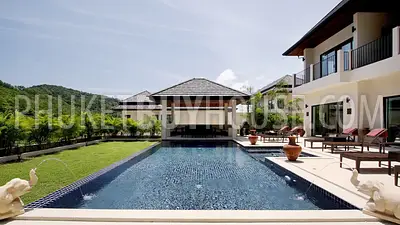NAI5467: Ultimate Retreat: 8-Bedroom Luxury Villa in Phuket near Nai Harn Beach. Photo #5