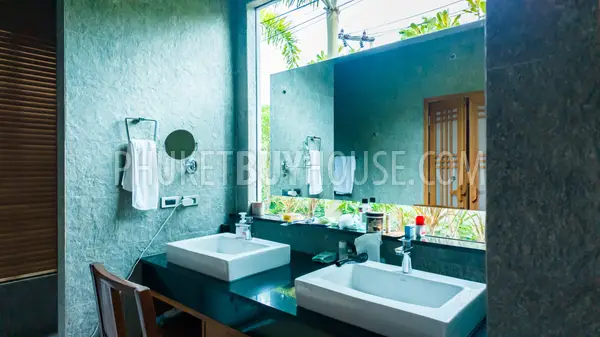 NAI22232: Luxurious Modern Villa with 3 Bedrooms in the Heart of Nai Harn. Photo #45