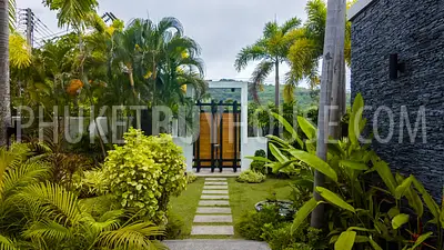 NAI22232: Luxurious Modern Villa with 3 Bedrooms in the Heart of Nai Harn. Photo #23