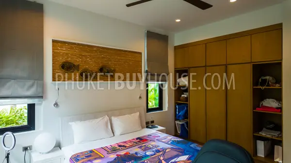 NAI22232: Luxurious Modern Villa with 3 Bedrooms in the Heart of Nai Harn. Photo #15