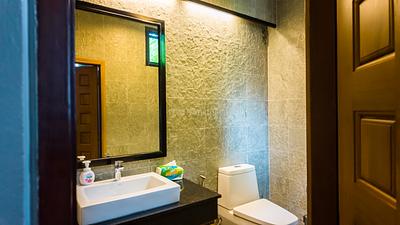 NAI22232: Luxurious Modern Villa with 3 Bedrooms in the Heart of Nai Harn. 照片 #26