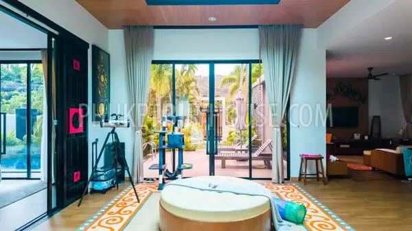 NAI22232: Luxurious Modern Villa with 3 Bedrooms in the Heart of Nai Harn. Photo #27