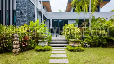 NAI22232: Luxurious Modern Villa with 3 Bedrooms in the Heart of Nai Harn. Photo #1