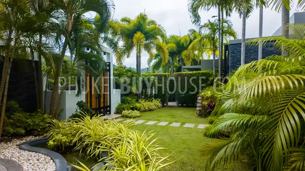NAI22232: Luxurious Modern Villa with 3 Bedrooms in the Heart of Nai Harn. Photo #40