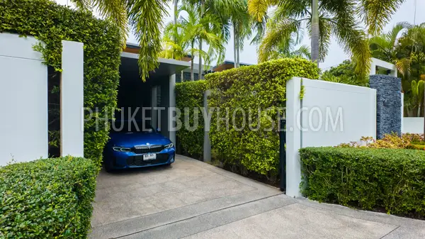 NAI22232: Luxurious Modern Villa with 3 Bedrooms in the Heart of Nai Harn. Photo #42