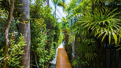 NAI22232: Luxurious Modern Villa with 3 Bedrooms in the Heart of Nai Harn. 照片 #55
