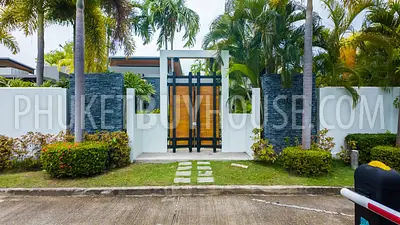 NAI22232: Luxurious Modern Villa with 3 Bedrooms in the Heart of Nai Harn. Photo #39