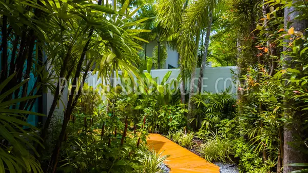 NAI22232: Luxurious Modern Villa with 3 Bedrooms in the Heart of Nai Harn. Photo #61