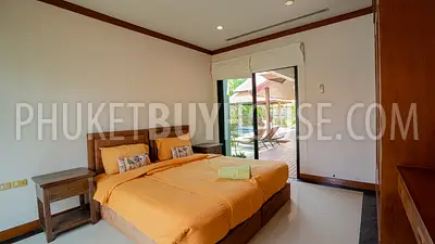 NAI7311: Four Bedroom Pool Villa in Nai Harn. Photo #2
