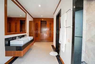 NAI7311: Four Bedroom Pool Villa in Nai Harn. Photo #12