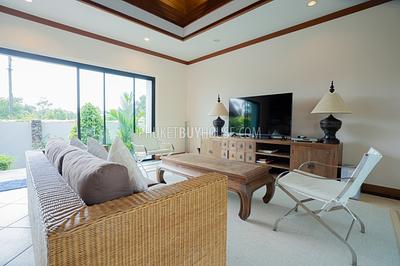 NAI7311: Four Bedroom Pool Villa in Nai Harn. Photo #7