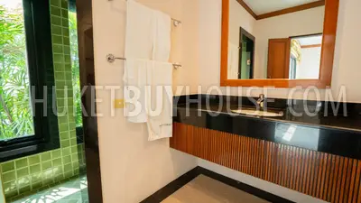 NAI7311: Four Bedroom Pool Villa in Nai Harn. Photo #17