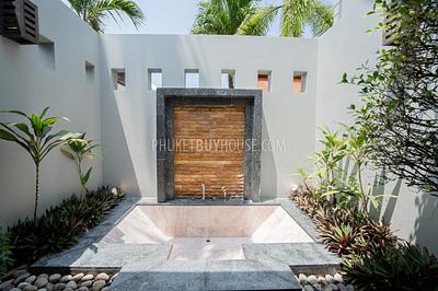 NAI7311: Four Bedroom Pool Villa in Nai Harn. Photo #22