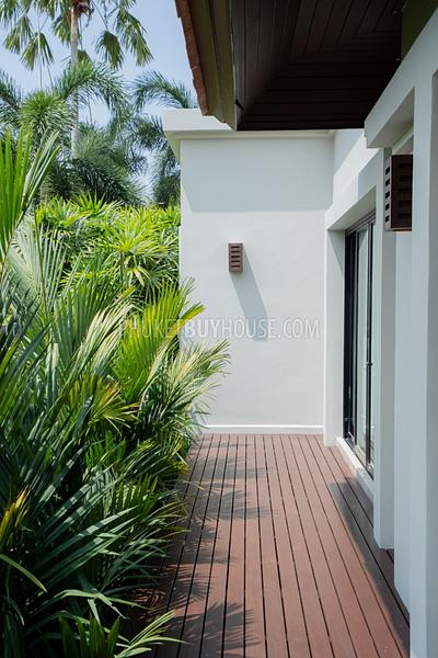 NAI7311: Four Bedroom Pool Villa in Nai Harn. Photo #29