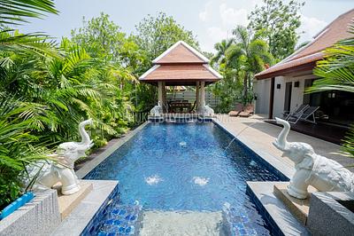 NAI7311: Four Bedroom Pool Villa in Nai Harn. Photo #39