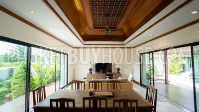 NAI7311: Four Bedroom Pool Villa in Nai Harn. Photo #15