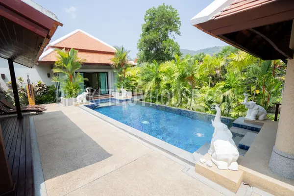 NAI7311: Four Bedroom Pool Villa in Nai Harn. Photo #32