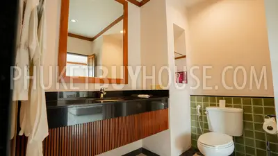 NAI7311: Four Bedroom Pool Villa in Nai Harn. Photo #19