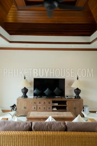 NAI7311: Four Bedroom Pool Villa in Nai Harn. Photo #9