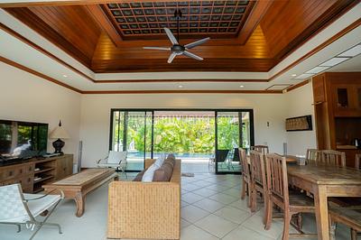 NAI7311: Four Bedroom Pool Villa in Nai Harn. Photo #24