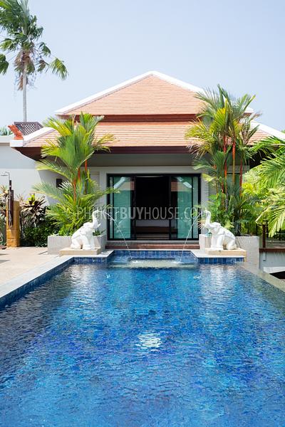 NAI7311: Four Bedroom Pool Villa in Nai Harn. Photo #36