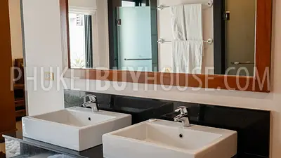 NAI7311: Four Bedroom Pool Villa in Nai Harn. Photo #20