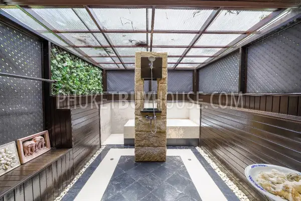 NAI7157: Majestic 4-Bedroom Villa in Naiharn. Photo #1
