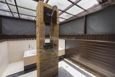 NAI7157: Majestic 4-Bedroom Villa in Naiharn. Photo #3