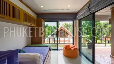 NAI7157: Majestic 4-Bedroom Villa in Naiharn. Photo #20