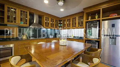 NAI7157: Majestic 4-Bedroom Villa in Naiharn. Photo #15