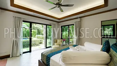 NAI7157: Majestic 4-Bedroom Villa in Naiharn. Photo #13