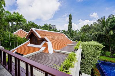 NAI7157: Majestic 4-Bedroom Villa in Naiharn. Photo #47