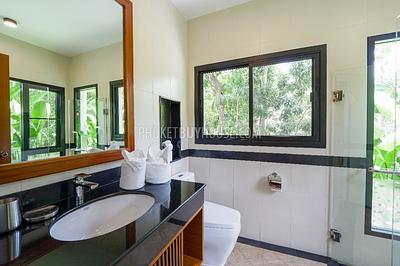 NAI7157: Majestic 4-Bedroom Villa in Naiharn. Photo #5