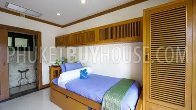 NAI7157: Majestic 4-Bedroom Villa in Naiharn. Photo #10