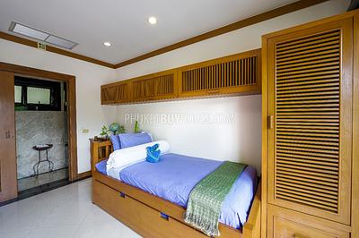 NAI7157: Majestic 4-Bedroom Villa in Naiharn. Photo #10