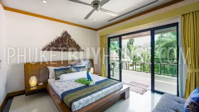 NAI7157: Majestic 4-Bedroom Villa in Naiharn. Photo #21