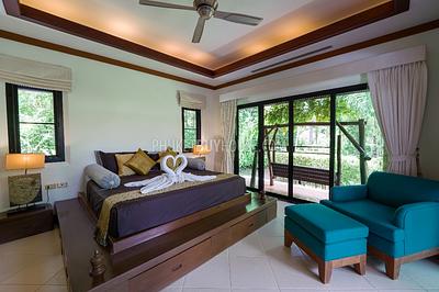 NAI7157: Majestic 4-Bedroom Villa in Naiharn. Photo #52