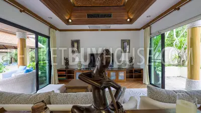 NAI7157: Majestic 4-Bedroom Villa in Naiharn. Photo #35