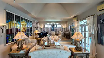 RAW22264: Exclusive 3-Bedroom Villa in Rawai: A Fusion of Maximalist Elegance and Thai Tradition. Photo #10