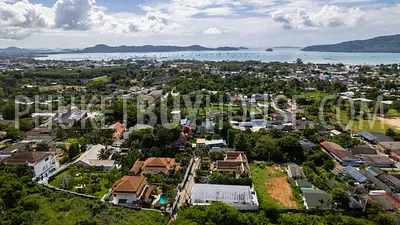 RAW22264: Exclusive 3-Bedroom Villa in Rawai: A Fusion of Maximalist Elegance and Thai Tradition. Photo #5
