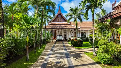 RAW22264: Exclusive 3-Bedroom Villa in Rawai: A Fusion of Maximalist Elegance and Thai Tradition. Photo #6