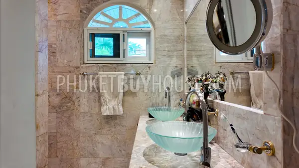 RAW22264: Exclusive 3-Bedroom Villa in Rawai: A Fusion of Maximalist Elegance and Thai Tradition. Photo #27