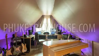RAW22264: Exclusive 3-Bedroom Villa in Rawai: A Fusion of Maximalist Elegance and Thai Tradition. Photo #29
