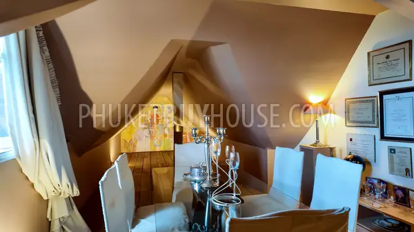 RAW22264: Exclusive 3-Bedroom Villa in Rawai: A Fusion of Maximalist Elegance and Thai Tradition. Photo #30